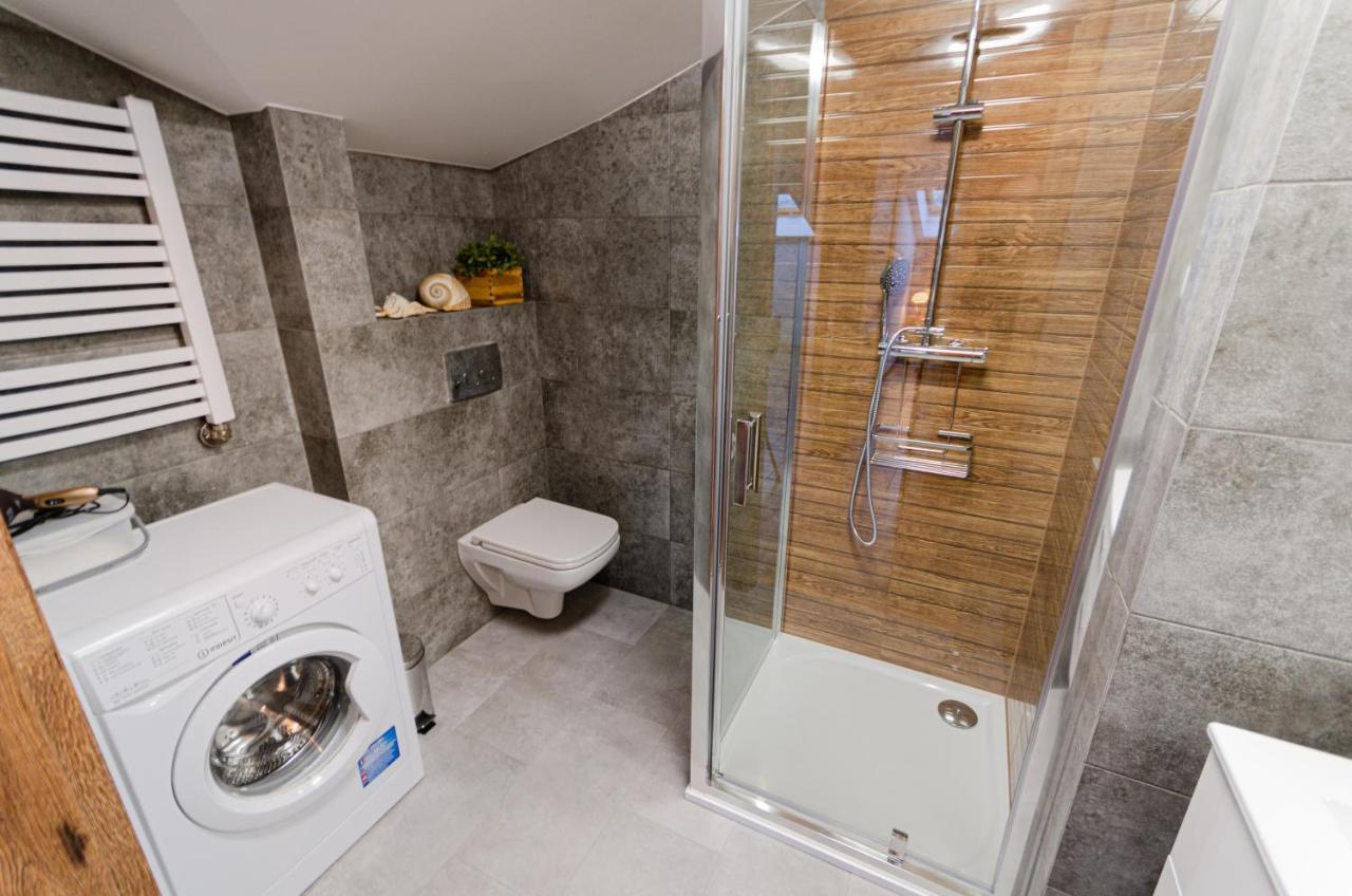 Bronowicka Premium Apartment - 52M2 With Private Parking Cracovia Exterior foto